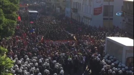 Hamburg'da G20 Protestosuna Polis Müdahalesi