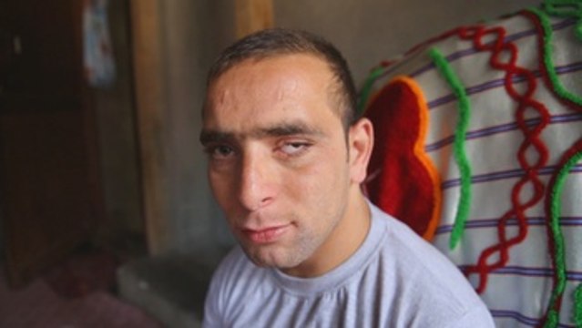 Cientos de jóvenes no podrán ver su futuro en Cachemira