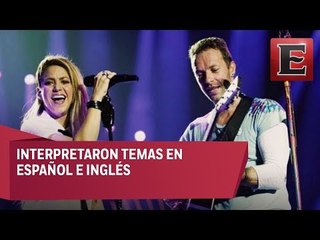 Chris Martin y Shakira cantan en español
