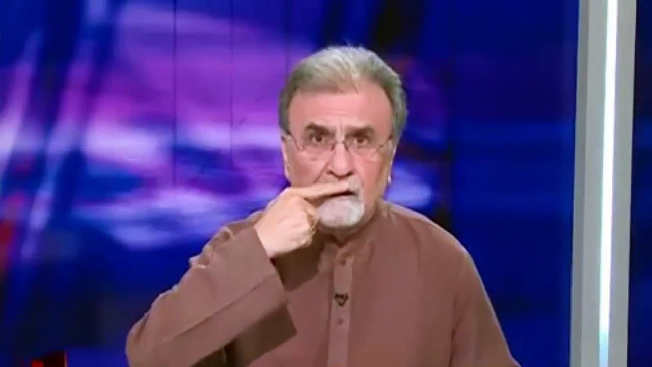 Nusrat Jawaid Shut up call to PML-N Supporter on live Call