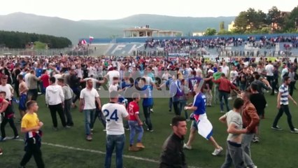 Report Tv - Kukësi kampion për herë të parë Arbitri dënon Skënderbeun