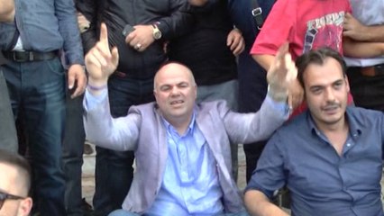 Ora News - Mposhti Skëndërbeun - Festa e çmendur e kuksianëve pas shpalljes kampion të Shqipërisë