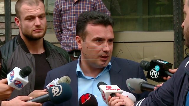 Нова Влада, Заев на средби со Ахмети и Села