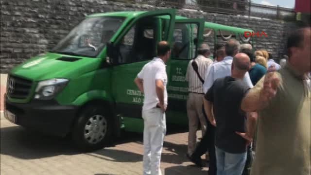 Ünlü Karikatürist'in Cenazesi Adli Tıp Kurumu'ndan Alındı