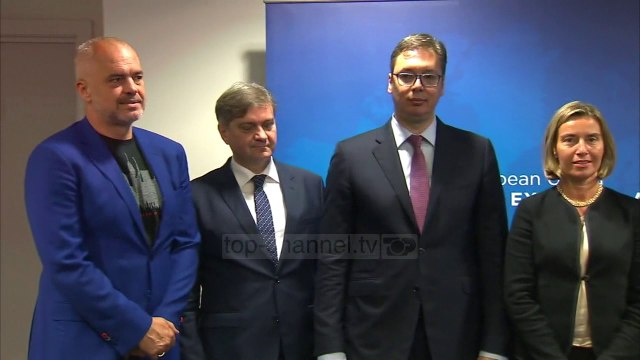 Mogherini kryediplomatja vlerëson votimin e vettingut - Top Channel Albania - News - Lajme