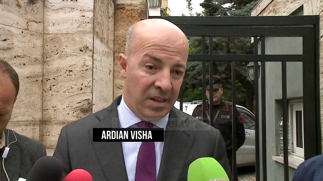 Peza, nën akuzë për pasurinë - Top Channel Albania - News - Lajme