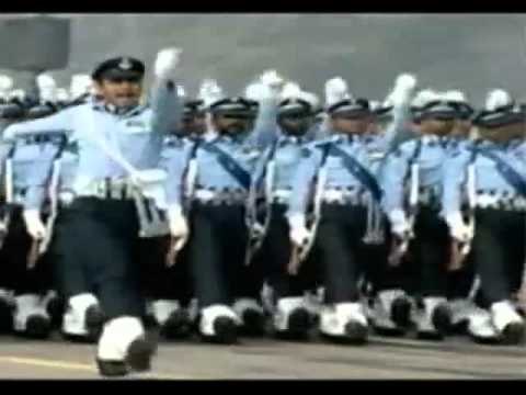 ಫ್ರಾನ್ಸ್ ಅಧ್ಯಕ್ಷರ ಮುಂದೆ ಸೇನಾ ಶಕ್ತಿ ಪ್ರದರ್ಶನ