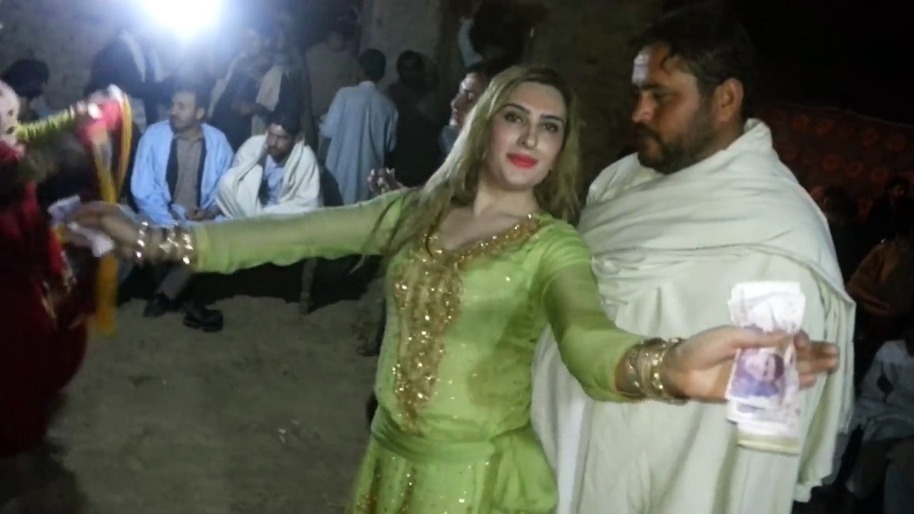 Chahat 208 dance