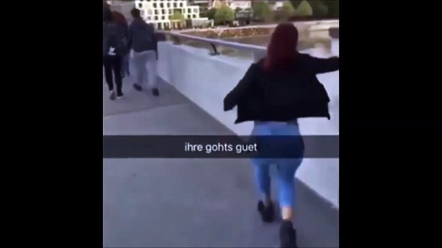 Quand tu joue au The floor is lava et que tu chutes du pont... FAIL