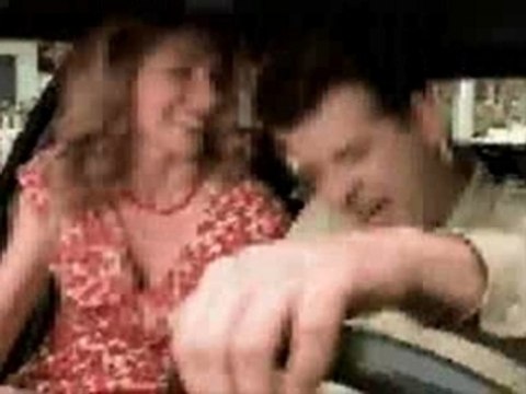 Video Divertenti - Donna che scorreggia in macchina