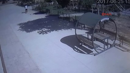 Gaziantep Masa Örtüsü ve Poşetle Yüzünü Gizleyip Hırsızlık Yaptı