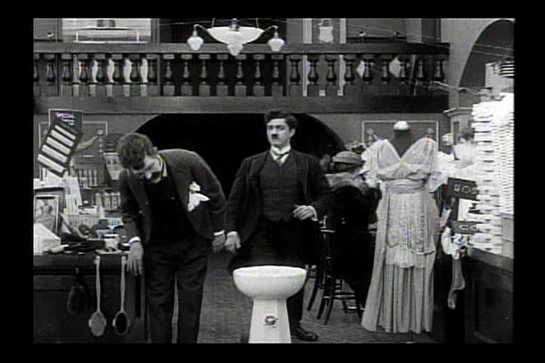 Charlie Chaplin - 1916-05-15 - Контролёр универмага (The Floorwalker)