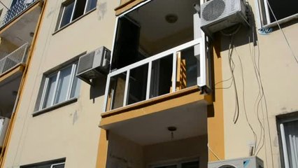 İzmir'de Balkondan Düşen İşçi Öldü