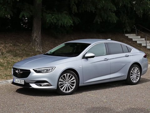 Essai Opel Insignia Grand Sport 2.0 Diesel 170 Elite 2017