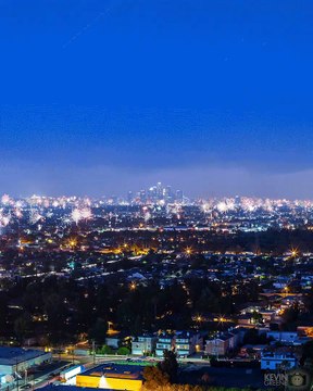 Les feux d'artifice du 4 juillet au dessus de Los Angeles