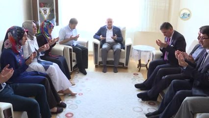 Başbakan Yıldırım, Polatlı'da Şehit Ailelerini Ziyaret Etti