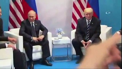 Trump ve Putin Ilk Kez Bir Araya Geldi