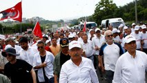 مسيرة للمعارضة طولها 400 كلم احتجاجاً على اعتقال أحد النواب
