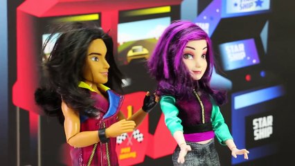 Mal Fights Maleficent when Mal is Captured by Jafar and Ben is Kidnapped by Chad. DisneyToysFan , Animated Movies cartoons 2017 & 2018 , animated cartoons  2017 & 2018