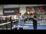 Mikey Garcia Killing The Mitts Gets Ready For Adrien Broner EsNews Boxing