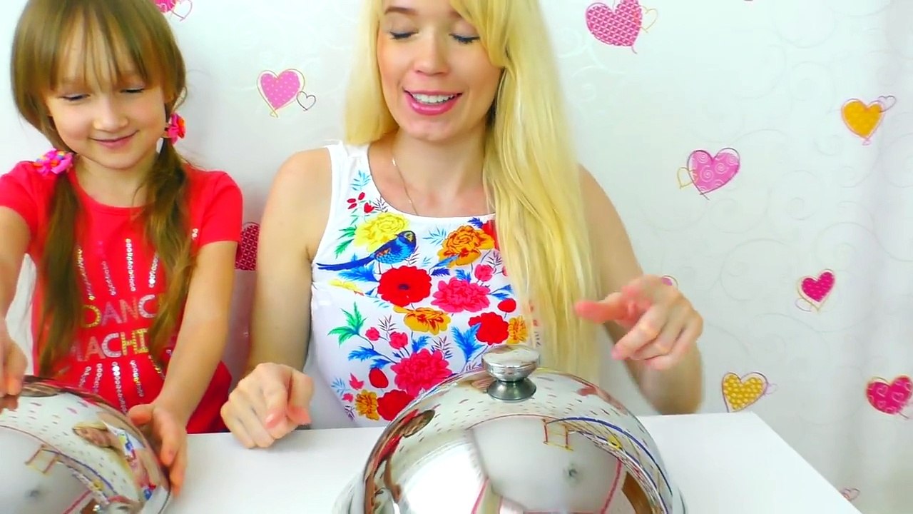 Вызов питание смолистый реальная против обычная еда против мармелада челлендж битва с едой