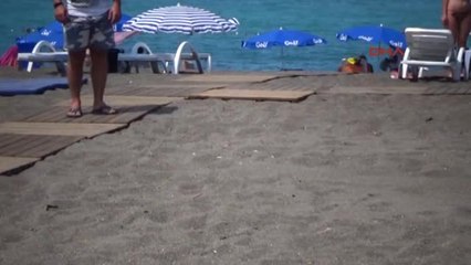 Düzce Akçakoca'da Ikinci Plaja Mavi Bayrak