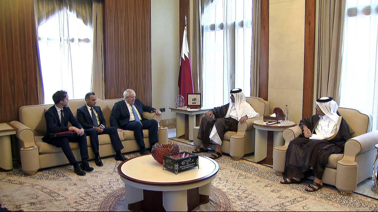 UK foreign secretary urges dialogue to end Gulf crisis