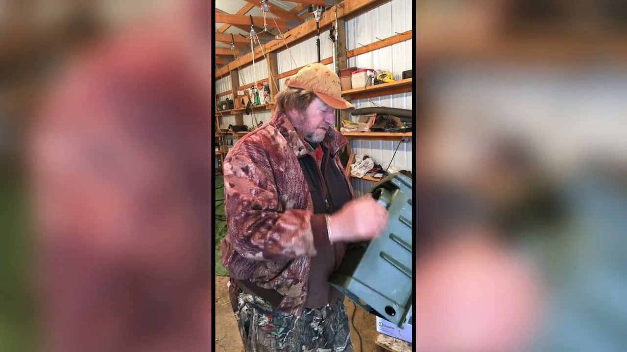 How to Set up a Duck Hut for Wood Ducks