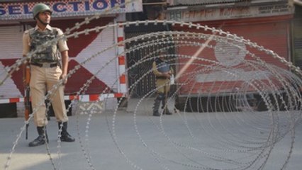 Estrictas medidas de seguridad e incidentes aislados en la Cachemira india