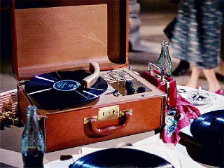 Les Voisins du Dessus  Le tourne disque