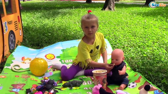 Сrying Babies! Accident! Bad baby Playing Doctor & Learn Colors With injections! Finger Family Song