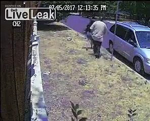 Une femme kidnappée filmé par une caméra de surveillance