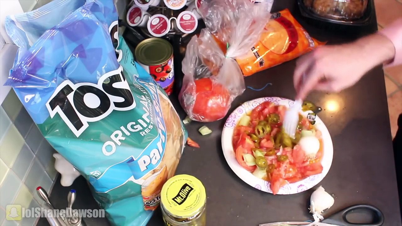 KRIS JENNER COOKING SHOW! (Parody)