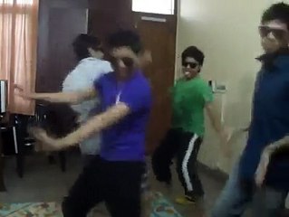 All Dance Moves in Just One Dance