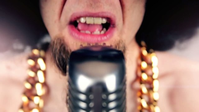 Leo Moracchioli tarafından (metal kapak)Bunu Biliyor seksi ve ben - Sexy and I Know It (metal cover by Leo Moracchioli)