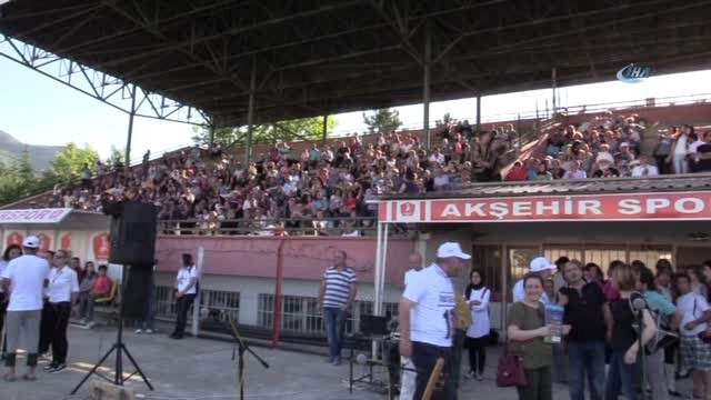 Eşeğe Binme ve En Güzel Gözlü Eşek Yarışları Yapıldı