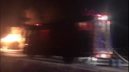 Osmaniye Benzin Yüklü Tanker Yandı, Otoyol Trafiğe Kapandı