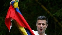 Venezuela, Lopez acclamato dalla folla