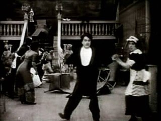 Charlie Chaplin - 1914-11-14 - Прерванный роман Тилли (Tillie's Punctured Romance) P2