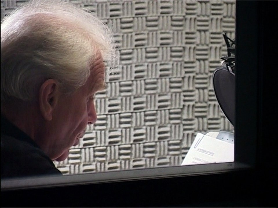 Charlie Chaplin - Bonus - Introduction by David Robinson