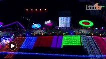 Chinese Villagers Use 50 million LED Beads to Put Up a Dazzling Light Show