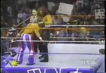 British Bulldog vs Diesel Raw  01 22 96