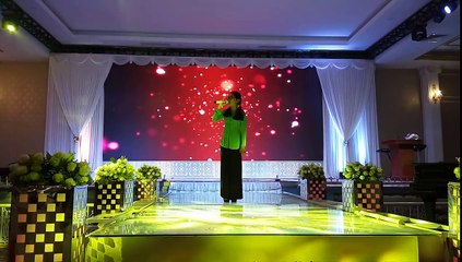 Em Đi Trên Cỏ Non - Phương Mỹ Chi