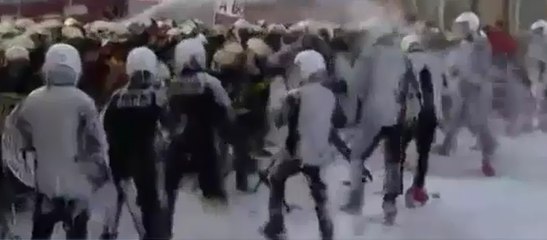 Affrontements violents à Bruxelles entre les pompiers les agriculteurs et la police