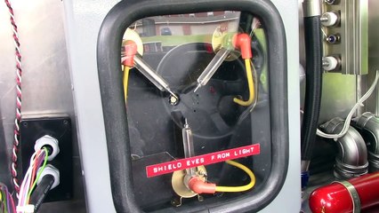 Reviews car - DeLorean Time Machine- Tour and Road Test