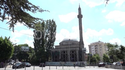 Xhamia e Çarshisë vazhdon të jetë strehë e narkomanëve dhe prostitucionit