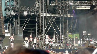 Five Finger Death Punch 1 - Download Festival Paris 2017