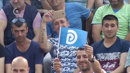 Basha ironizon “timonin” e PS - Top Channel Albania - News - Lajme