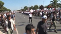Kılıçdaroğlu'nun Son 1 Km'si..alana Giremeyenler Televizyonun Başına Geçti