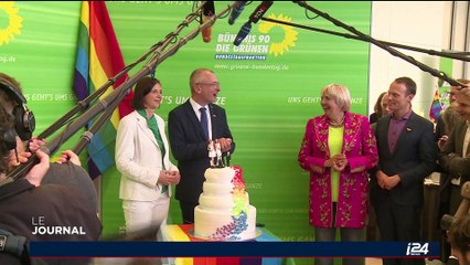 Allemagne: la Marche des Fiertés réunit 30.000 participants à Cologne